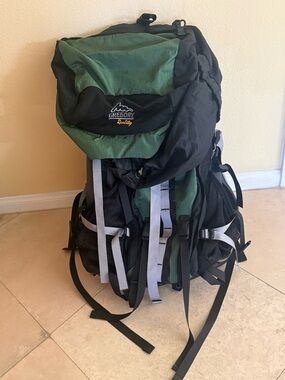 Gregory Reality - Vintage Backpack Daypack Green Black Camping Outdoor
